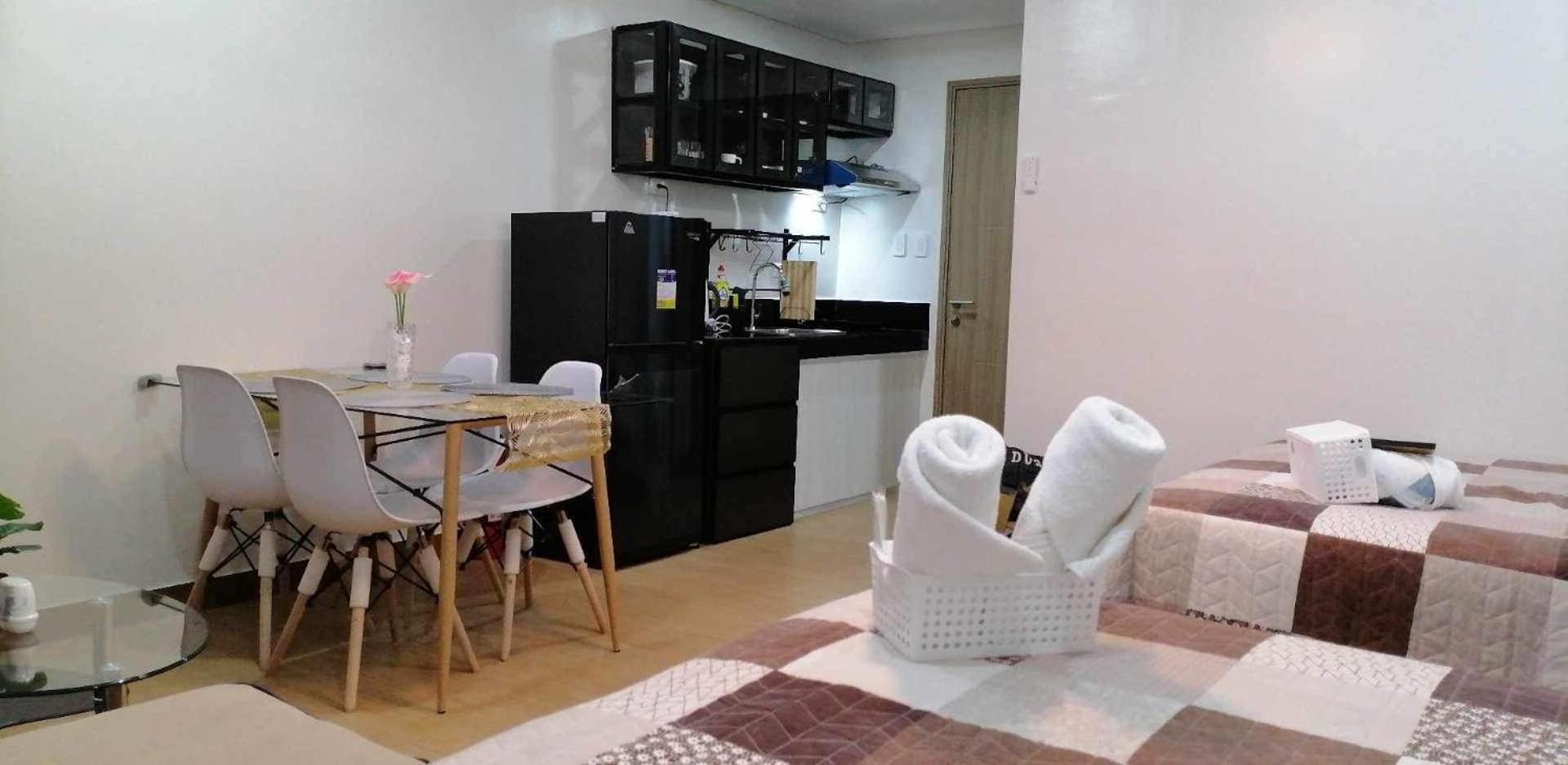 J & F Homestay - Cavite, Philippines Trece Martires Luaran gambar